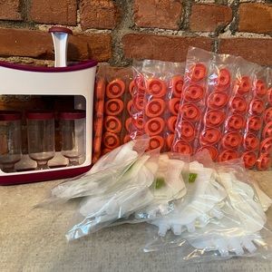 Infantino Squeeze Station